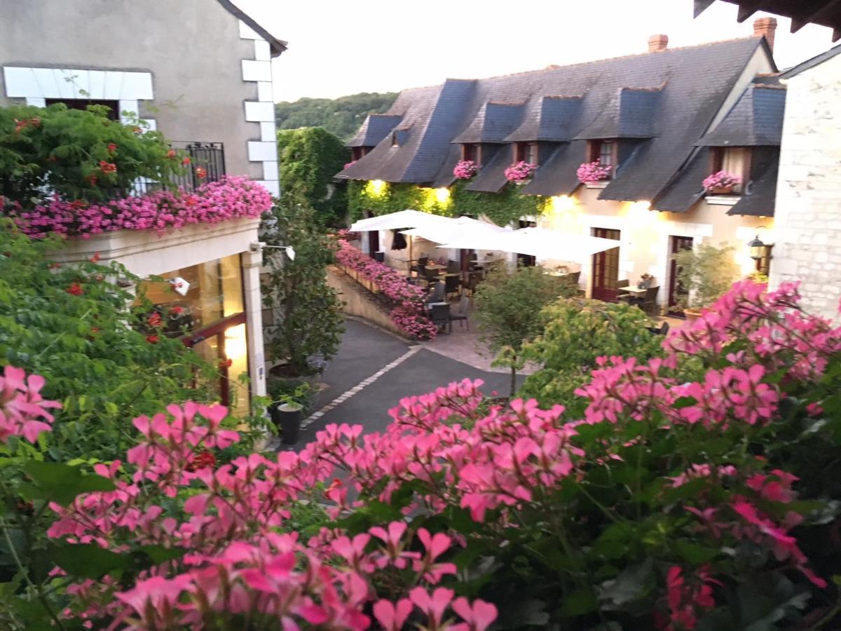 Logis Hotel La Croix Blanche Fontevraud Eksteriør bilde
