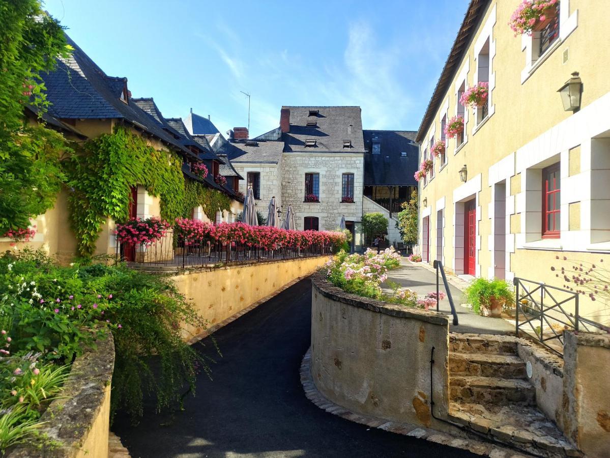 Logis Hotel La Croix Blanche Fontevraud Eksteriør bilde