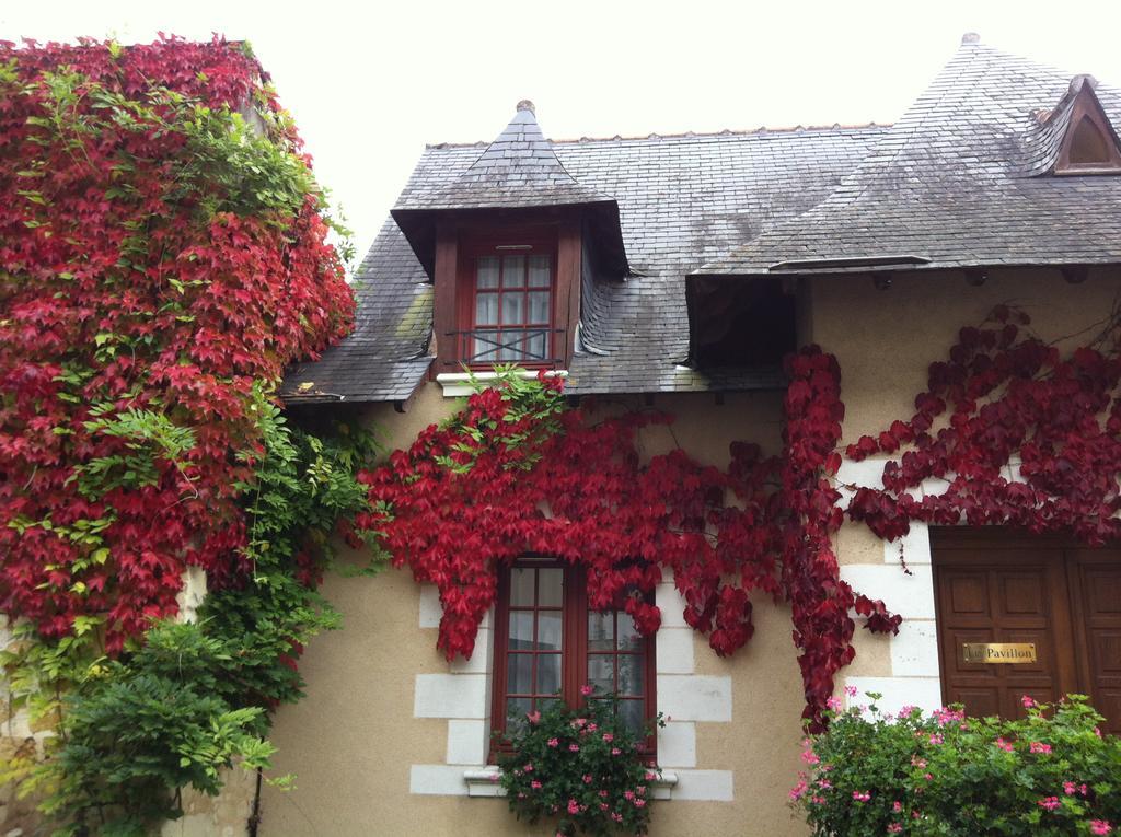 Logis Hotel La Croix Blanche Fontevraud Eksteriør bilde